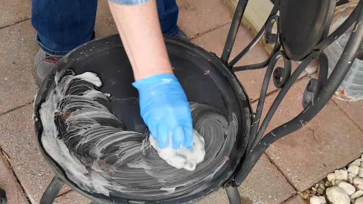 How to Remove Rust from Metal and Prevent it from Forming Again | Hometalk