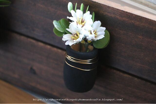 diy design decorativo de flores penduradas com vasos de madeira