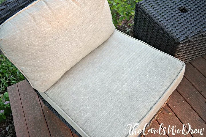 how to clean outdoor cushions, when to clean outdoor cushions