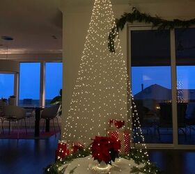 DIY Christmas Tree Made of Firefly Lights