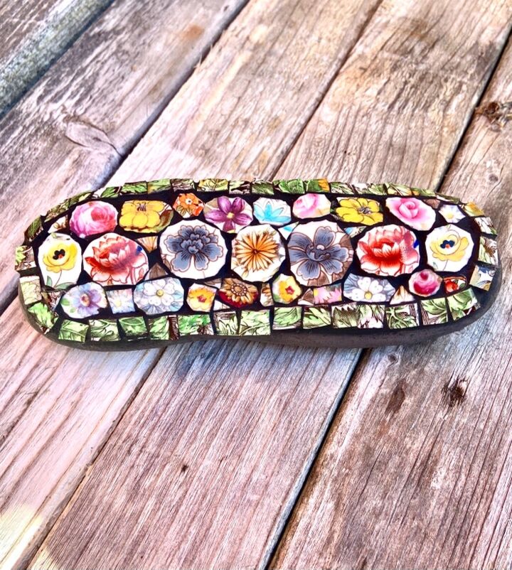 cmo crear un mosaico nico de adoquines, Mosaico de loza vintage