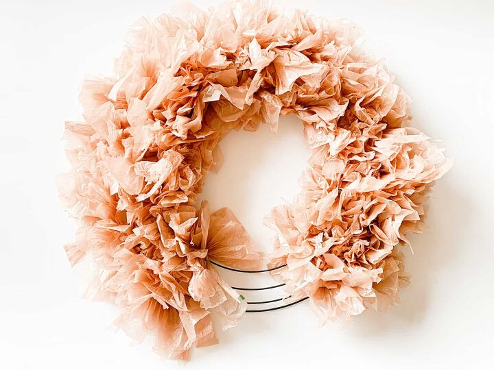 easy and cheap plastic bag wreath
