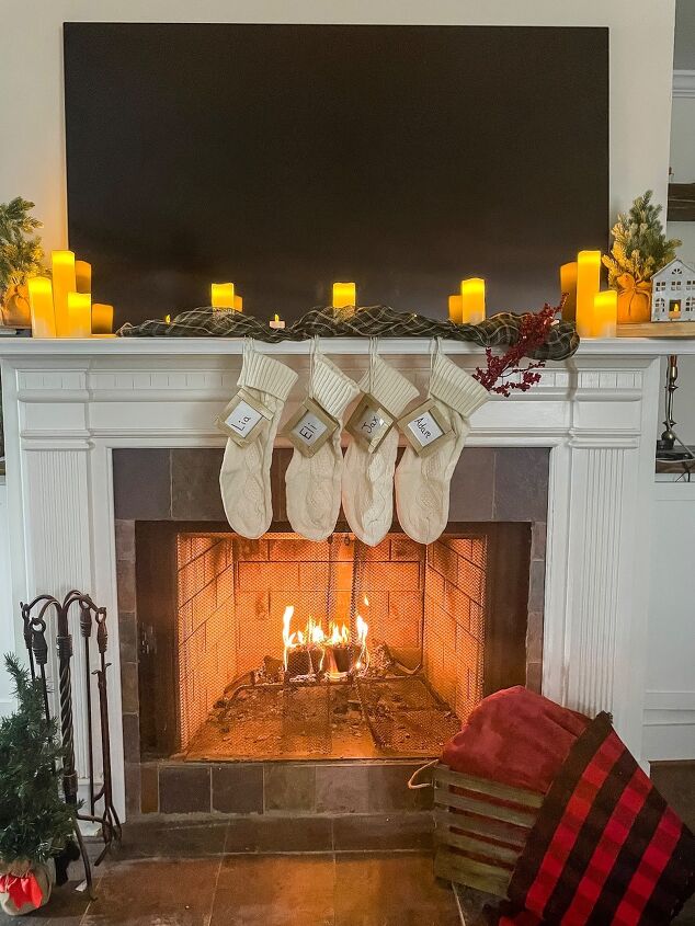 3 easy diy winter decor ideas for your mantel fireplace, 3 Easy DIY Winter Decor Ideas For Your Mantel Fireplace