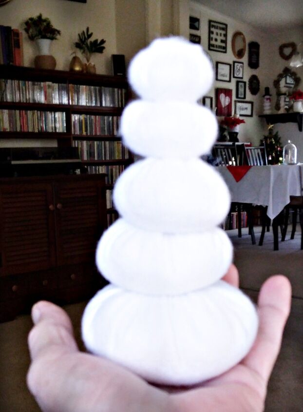 on the sofa we will build a snowman, All 5 snowballs stacked and glued