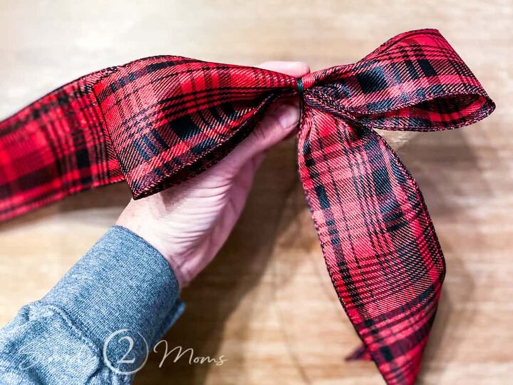 how to make an easy christmas bow