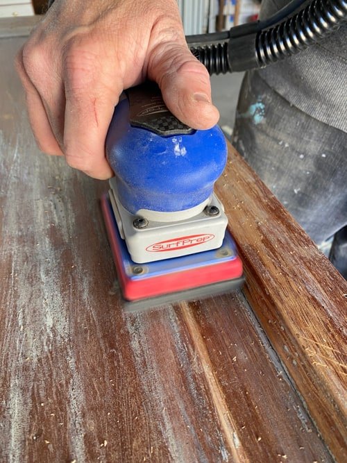 how to build a bench from an old door