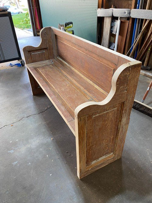 how to build a bench from an old door