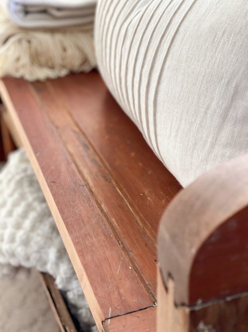 how to build a bench from an old door