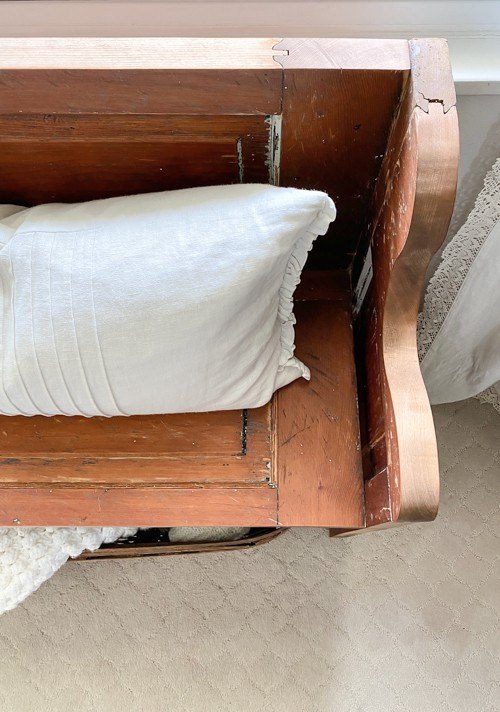 how to build a bench from an old door