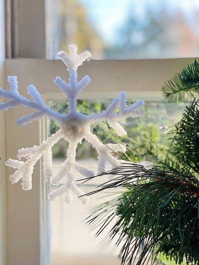 how to make crystal snowflake ornaments