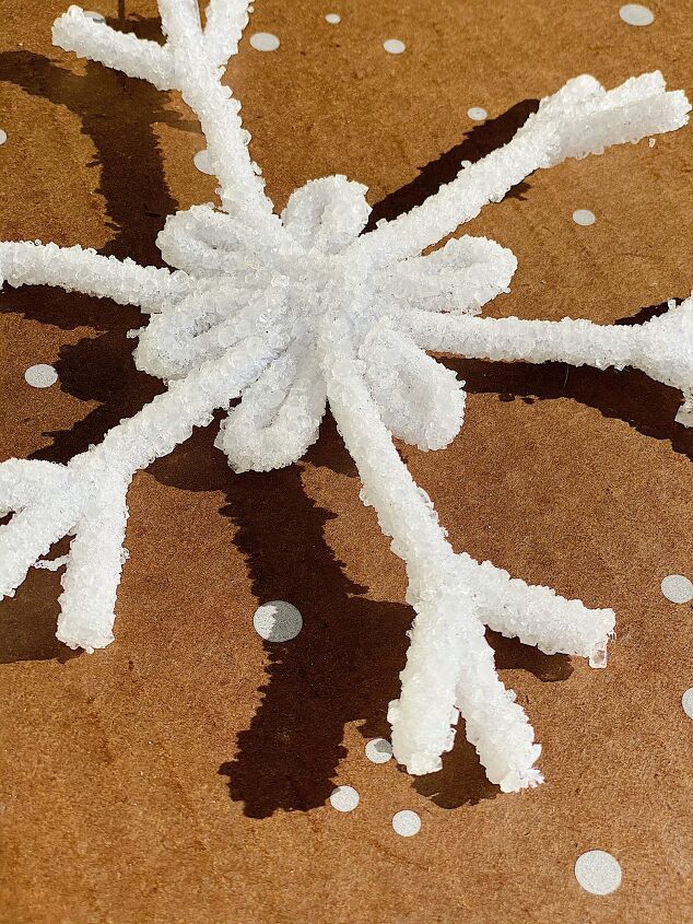 how to make crystal snowflake ornaments