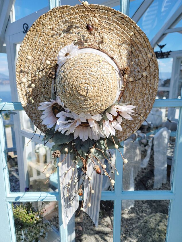 4 easy steps to the most beautiful fall garden hat