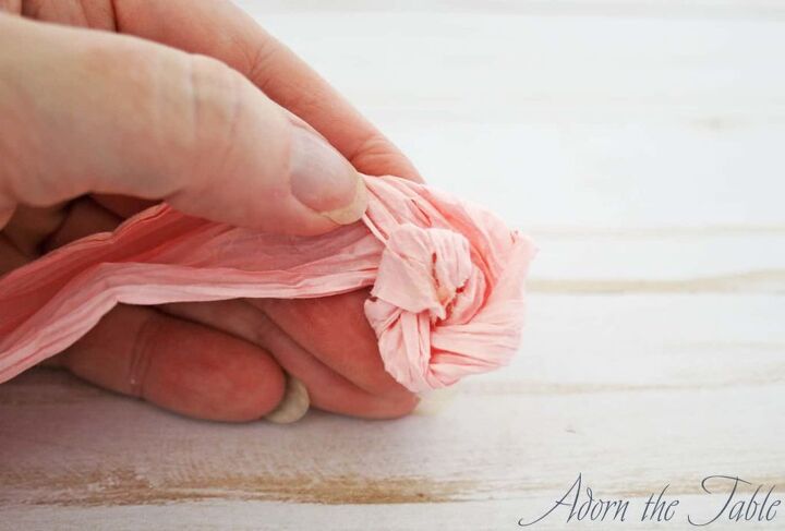 cmo hacer servilleteros de flores de papel trenzado