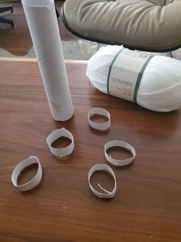 diy christmas garland out of toilet paper roll