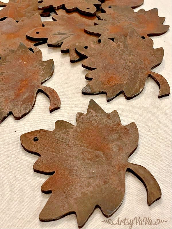 guirnalda de hojas oxidadas