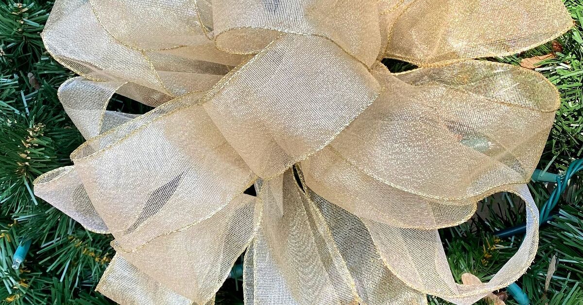 How To Weatherproof Ribbon For Outdoors: Dos & Don'ts | Hometalk