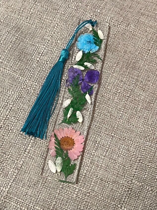 bookmarks in bloom