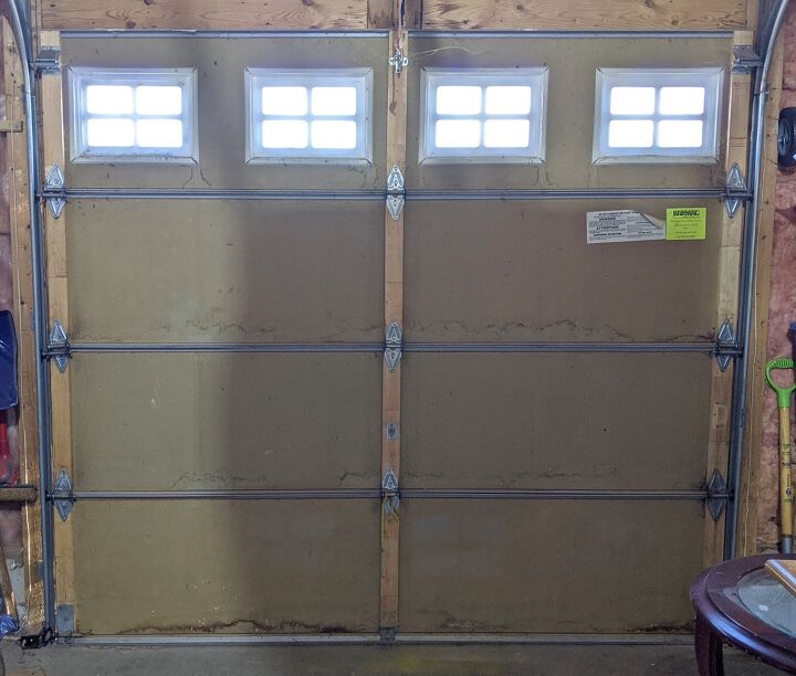 how i winterized my cheap garage door, Before