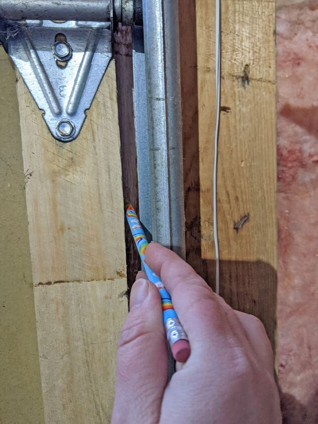 how i winterized my cheap garage door, Marking the edges of the door