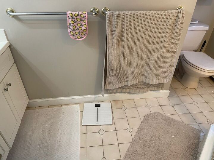 easy way to install vinyl floor tile over existing tile