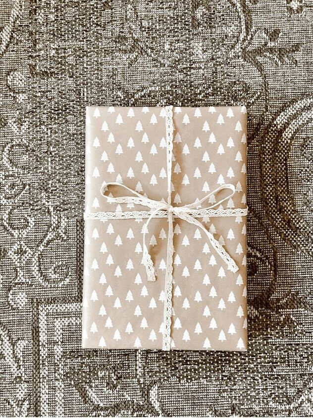 vintage inspired gift wrapping