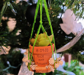 18 things we never would've thought to upcycle into Christmas ornaments