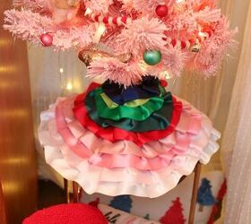 How to Make a Mini Christmas Tree Skirt