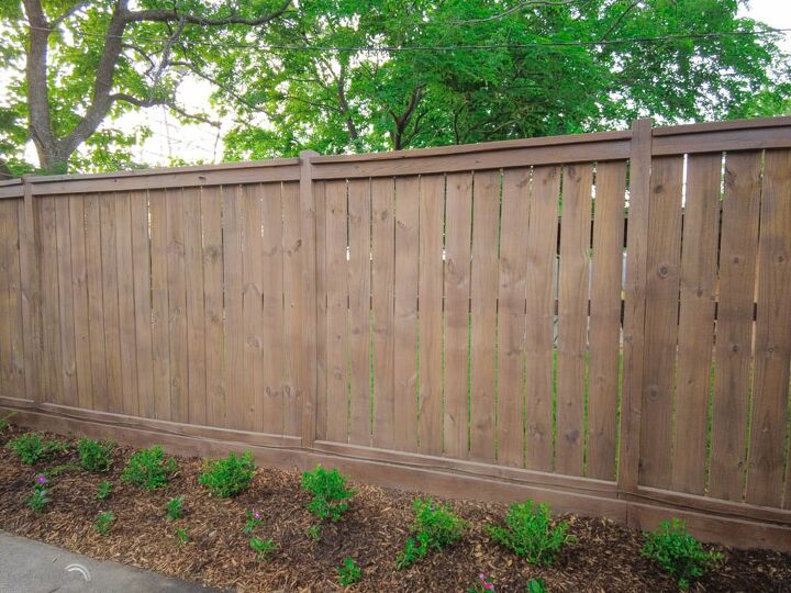 how to stain your fence