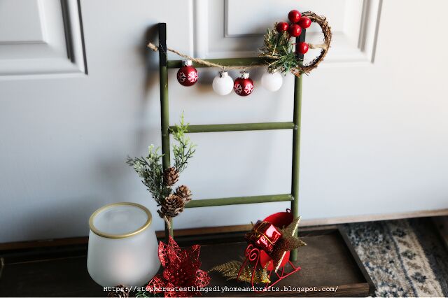 diy mini wood ladders with holiday decorations