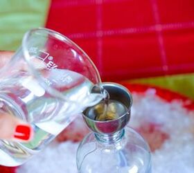 Mix dish soap and rubbing alcohol for this 5-minute way to make your home more Christmassy