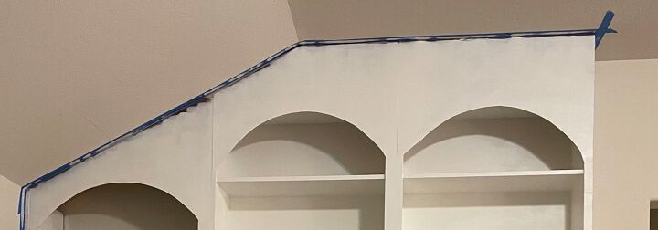 q what angle do i cut the trim here