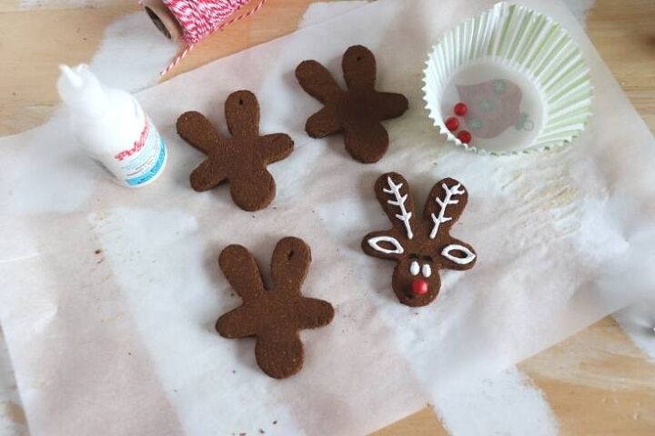 how to make cinnamon ornaments with applesauce