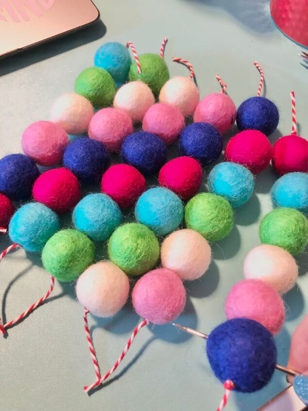 how to make a felted wool ball trivet a gift to give and keep