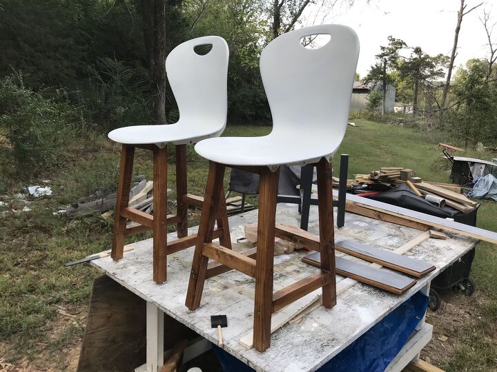construir marcos de taburetes para asientos de plstico