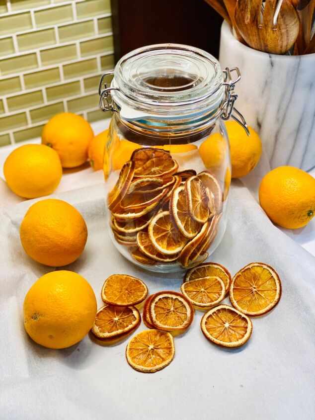adorno navideo diy rodajas de naranja secas, Guardar en un recipiente herm tico