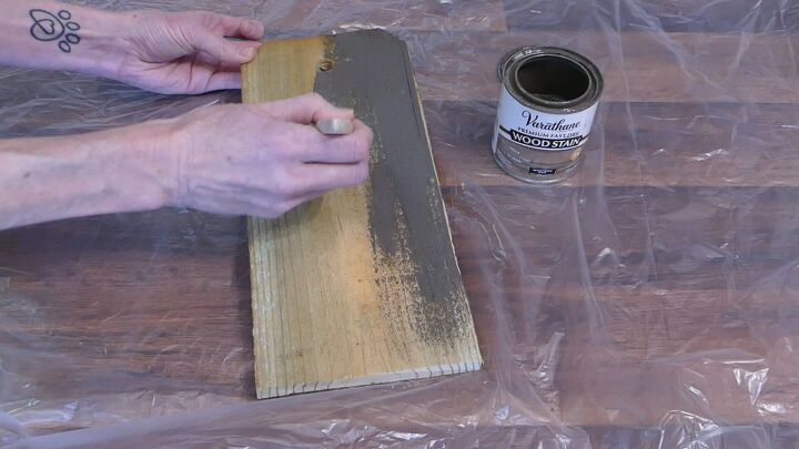 make a rustic wooden tag