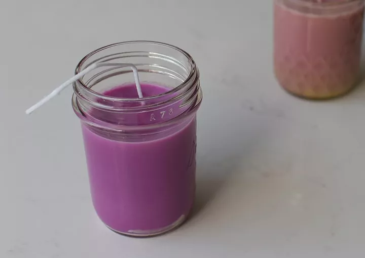 how to make a candle wick with cotton or wood, purple candle with long white wick