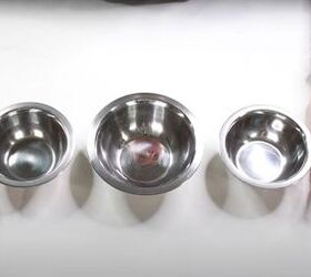 8 simple steps on how to make giant jingle bells, Mixing bowls