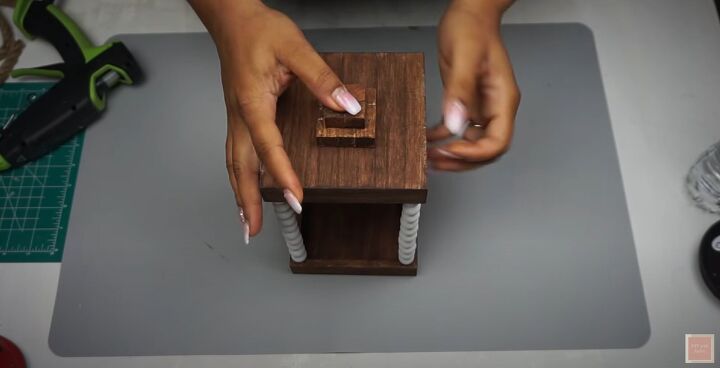 easy quick farmhouse beaded lantern