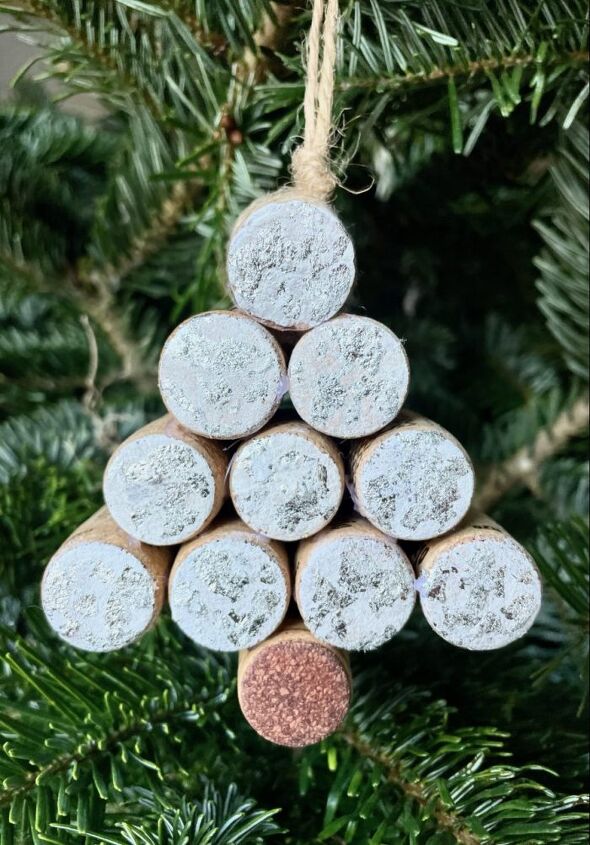 easy wine cork christmas tree