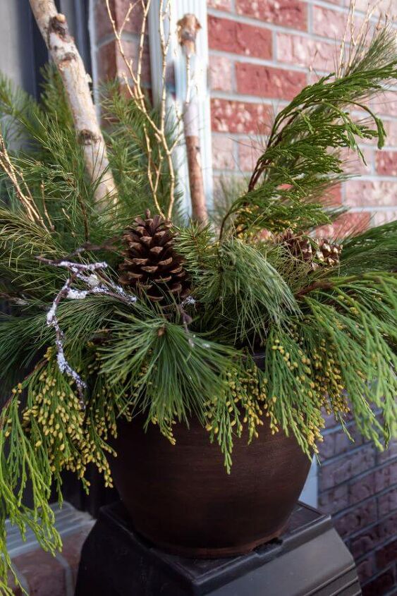 a simple winter front porch refresh for the new year