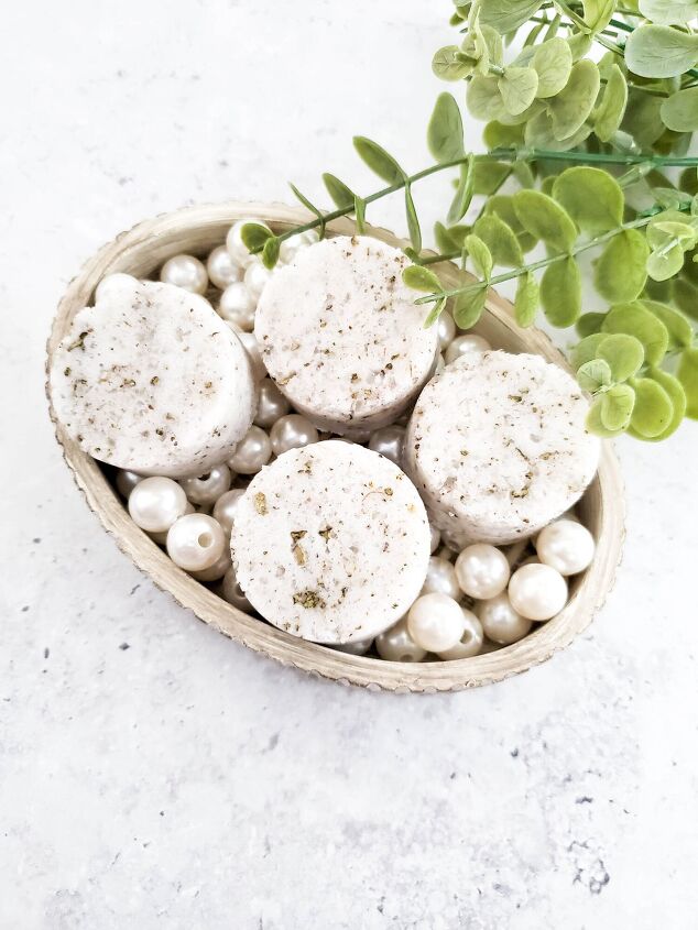 How to Make DIY Shower Steamers