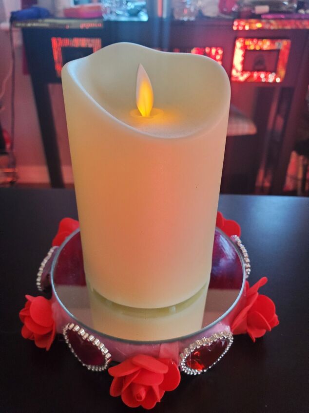 glam diy valentine s day candle centerpiece holder, Battery Operated candle with candle holder