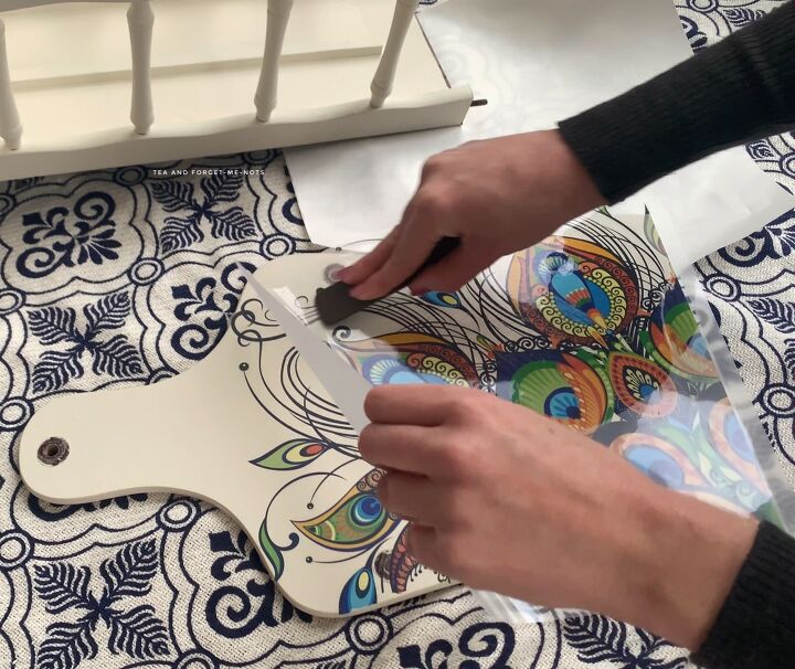 how to apply a furniture transfer over dixie belle silk paint