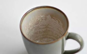  6 truques para remover manchas de café de xícaras