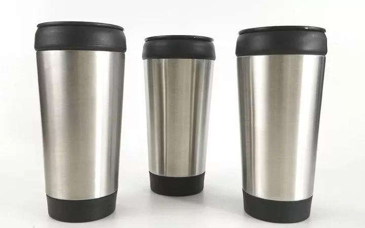 6 trucos para quitar las manchas de caf de las tazas, tres tazas de viaje de acero inoxidable