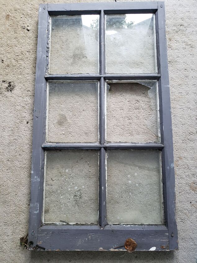 rompiendo una ventana vintage