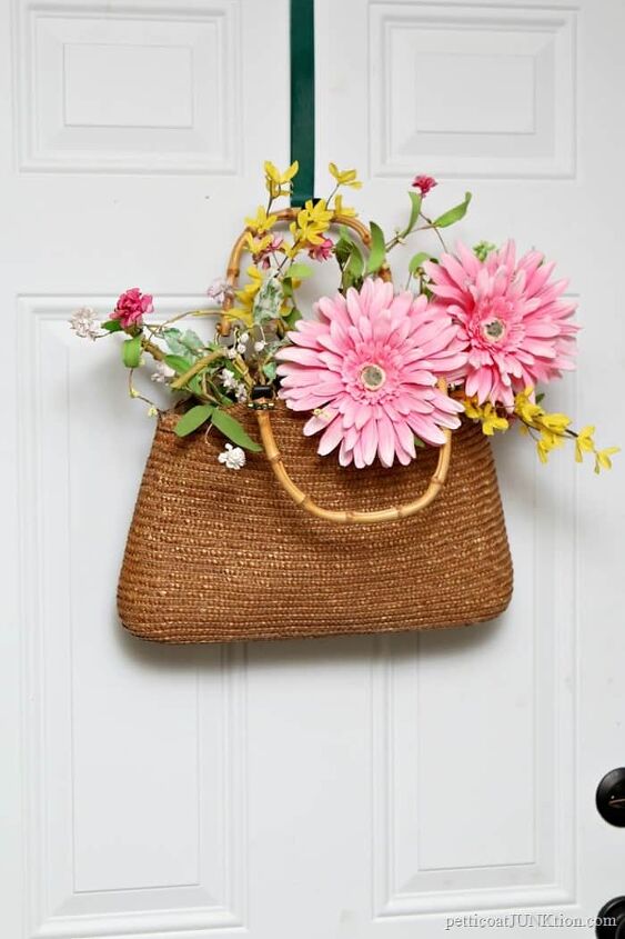 make a simple purse wreath