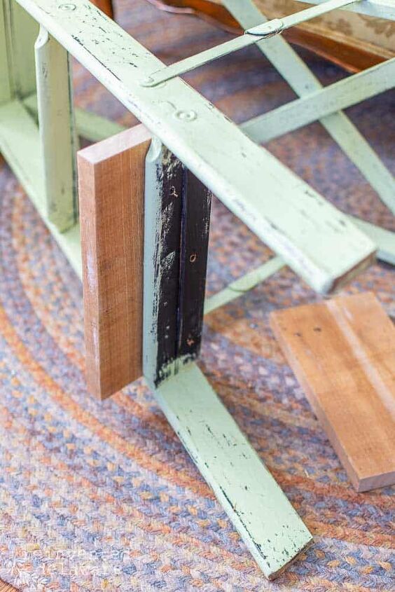 upcycled step ladder decorating ideas