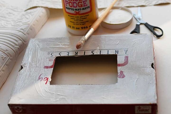 how to make a photo frame from a shoebox lid